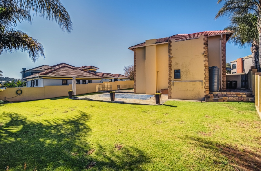 4 Bedroom Property for Sale in Glen Marais Gauteng