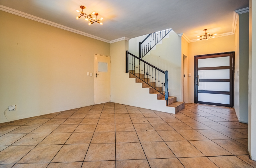 4 Bedroom Property for Sale in Glen Marais Gauteng
