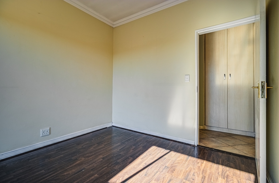 4 Bedroom Property for Sale in Glen Marais Gauteng