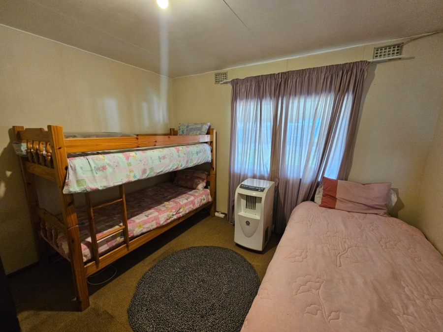 3 Bedroom Property for Sale in Lochvaal Gauteng