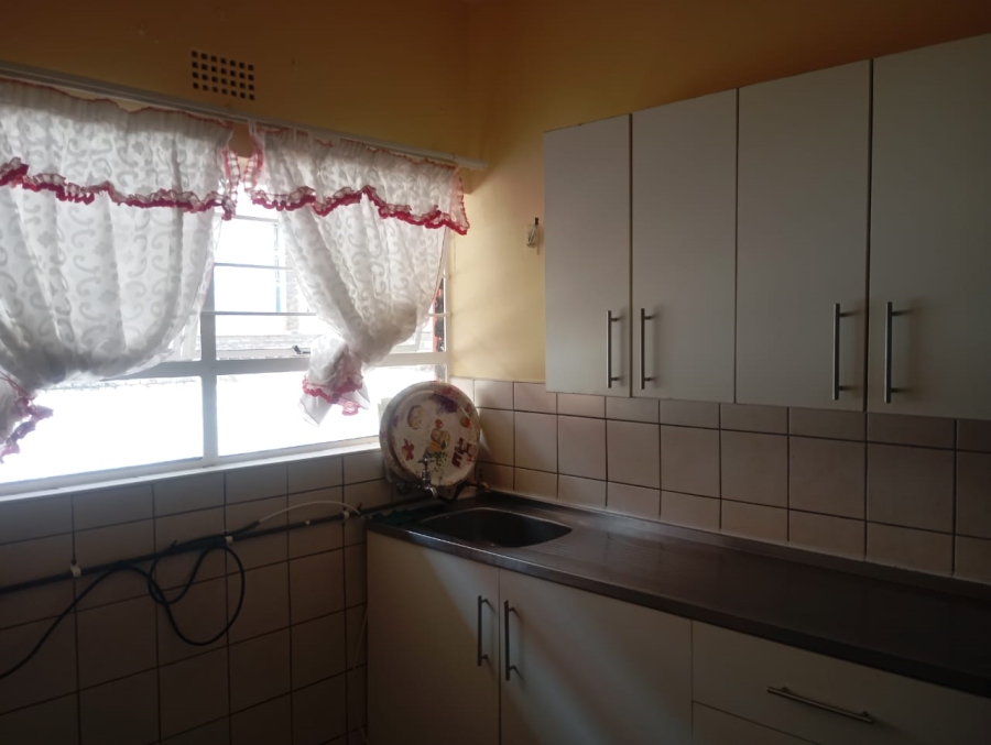 2 Bedroom Property for Sale in Wentworth Park Gauteng