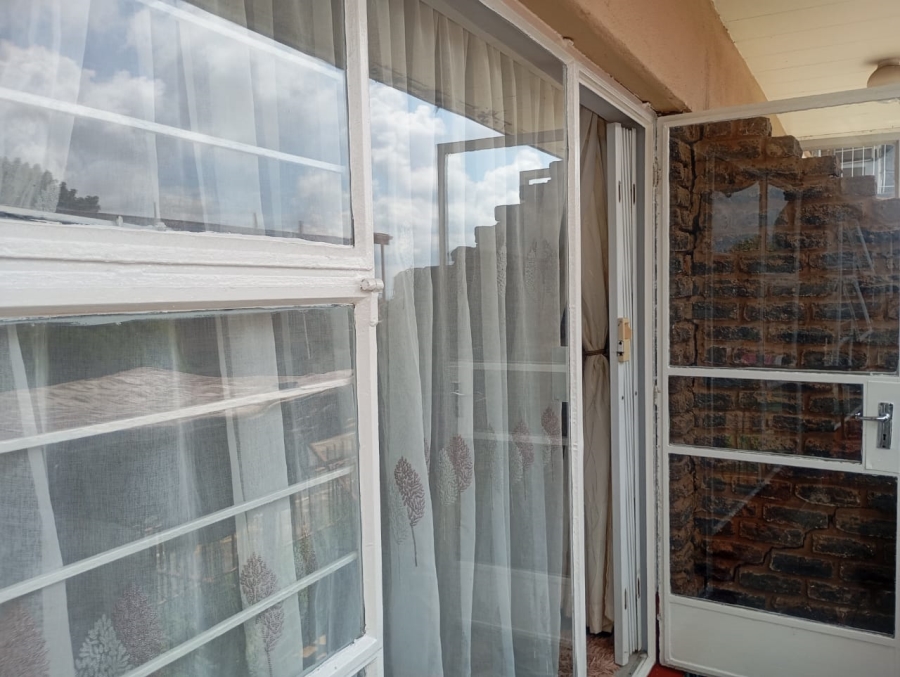 2 Bedroom Property for Sale in Wentworth Park Gauteng