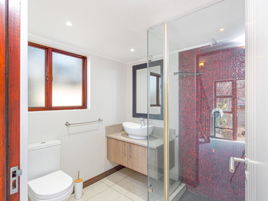 5 Bedroom Property for Sale in Buccleuch Gauteng