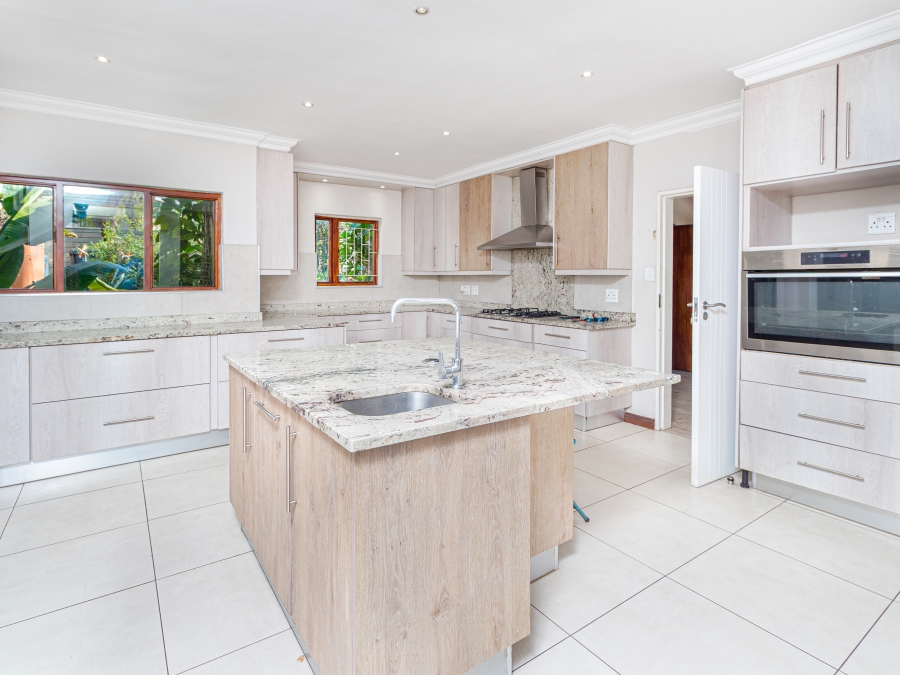 5 Bedroom Property for Sale in Buccleuch Gauteng