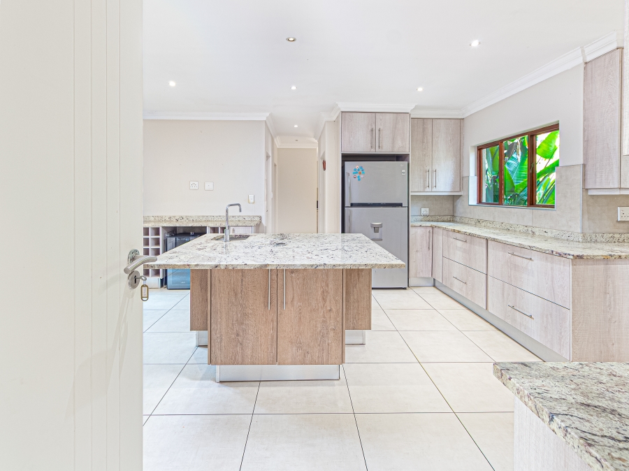 5 Bedroom Property for Sale in Buccleuch Gauteng