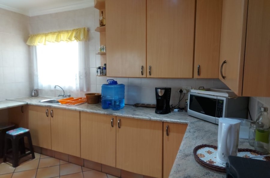 4 Bedroom Property for Sale in Crystal Park Gauteng