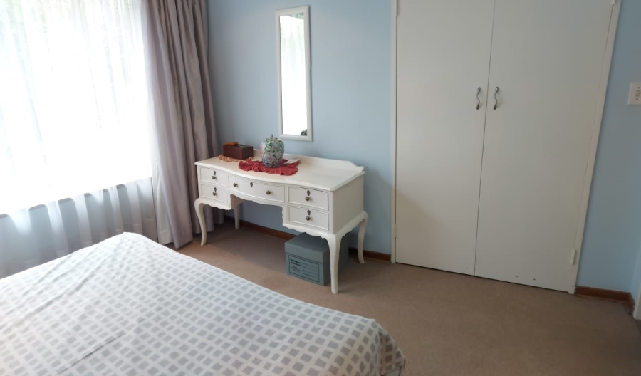 4 Bedroom Property for Sale in Crystal Park Gauteng