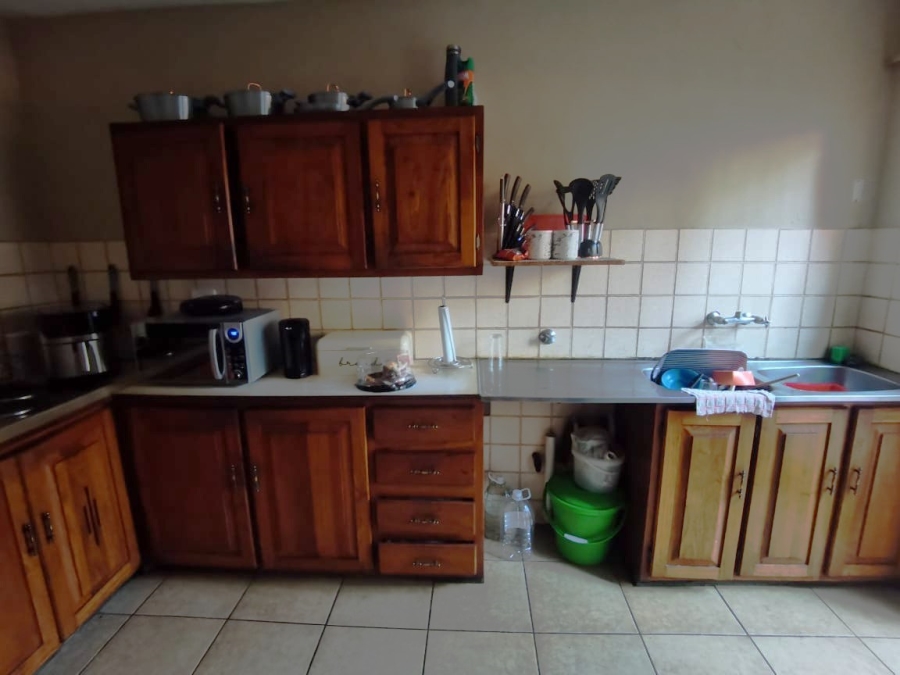 2 Bedroom Property for Sale in Baileys Muckleneuk Gauteng