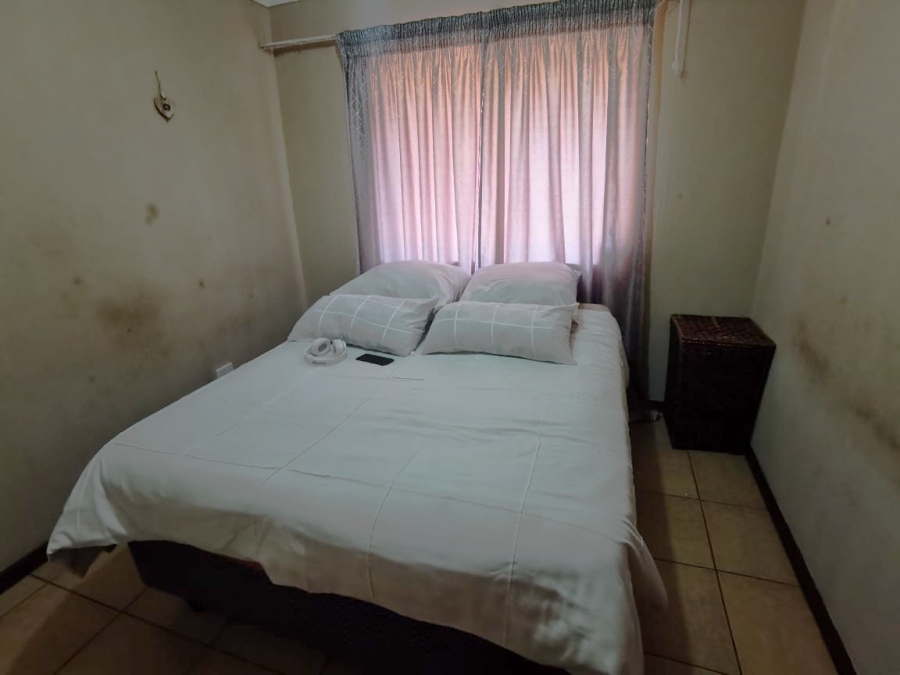 2 Bedroom Property for Sale in Baileys Muckleneuk Gauteng