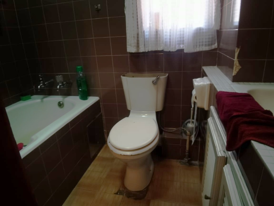 2 Bedroom Property for Sale in Baileys Muckleneuk Gauteng