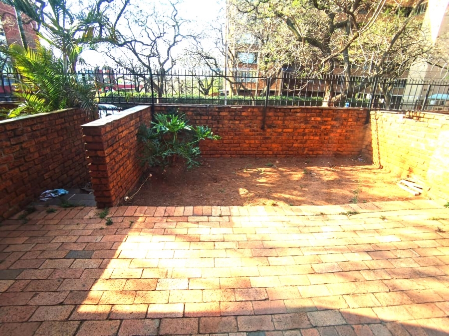 2 Bedroom Property for Sale in Baileys Muckleneuk Gauteng