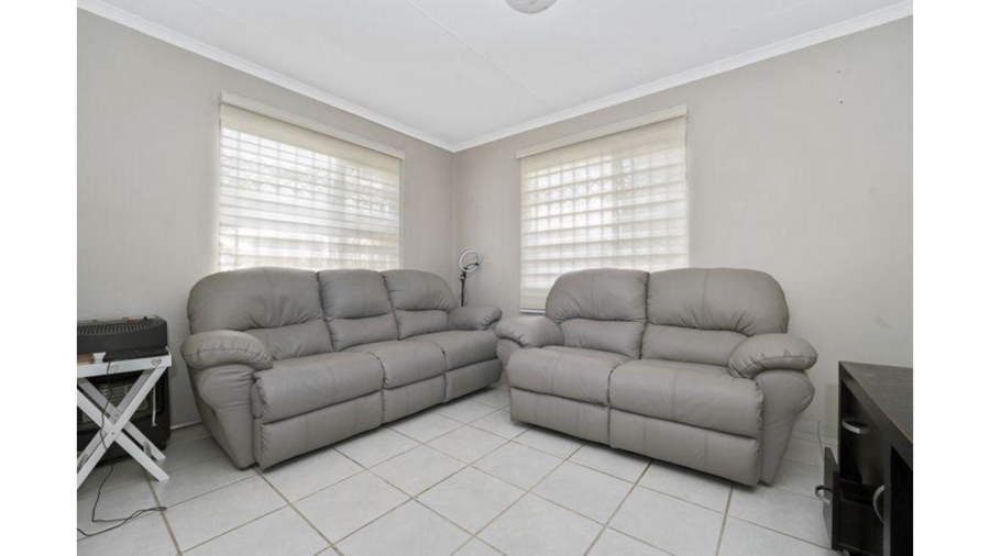 3 Bedroom Property for Sale in Noordwyk Gauteng