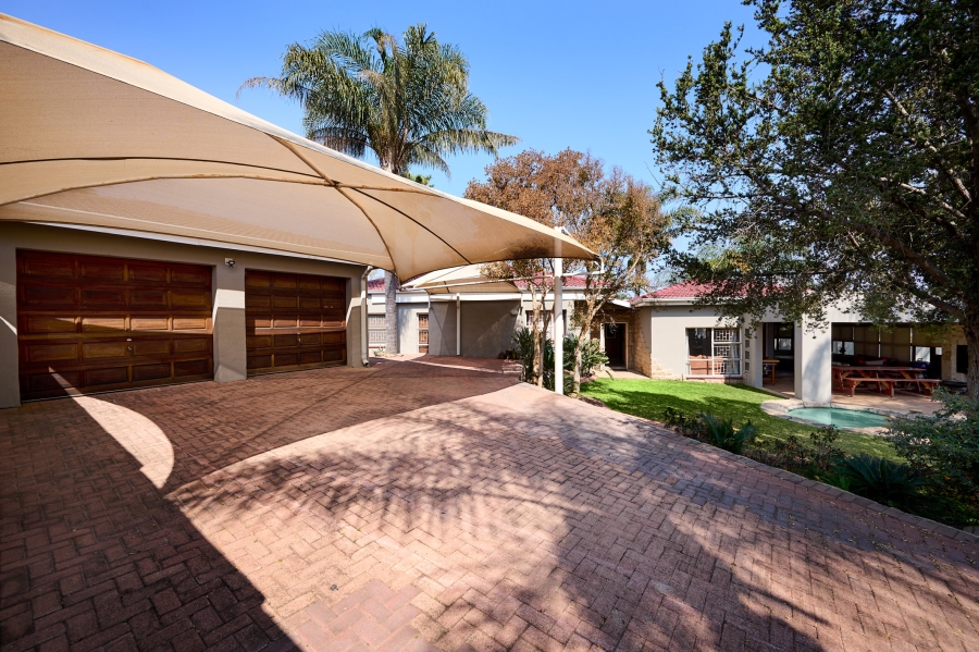 3 Bedroom Property for Sale in Vorna Valley Gauteng