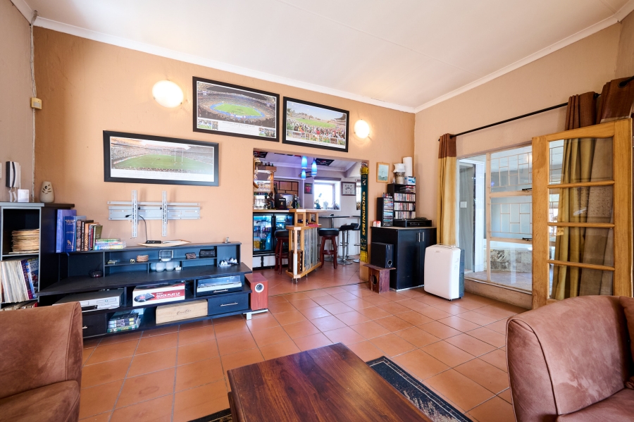 3 Bedroom Property for Sale in Vorna Valley Gauteng