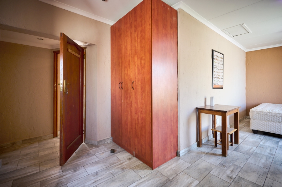 3 Bedroom Property for Sale in Vorna Valley Gauteng