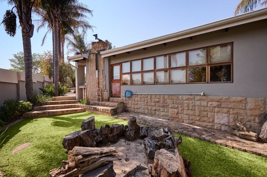 3 Bedroom Property for Sale in Vorna Valley Gauteng
