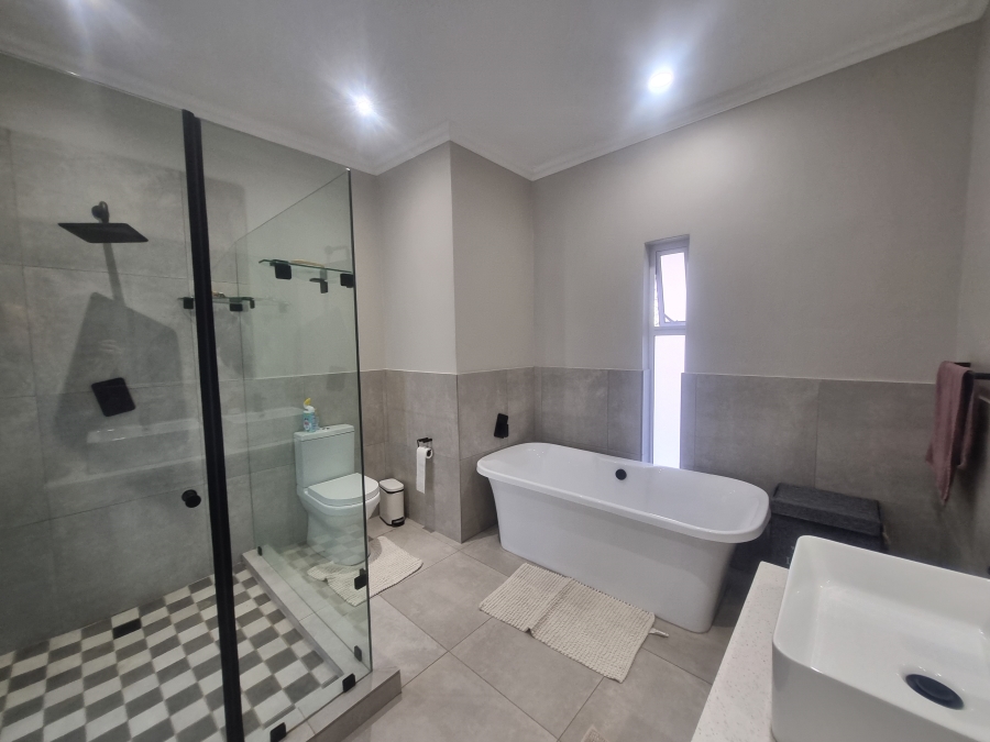 2 Bedroom Property for Sale in Brooklyn Gauteng