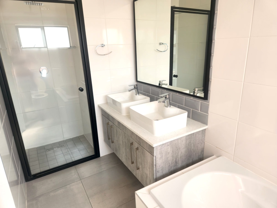 3 Bedroom Property for Sale in Craigavon Gauteng