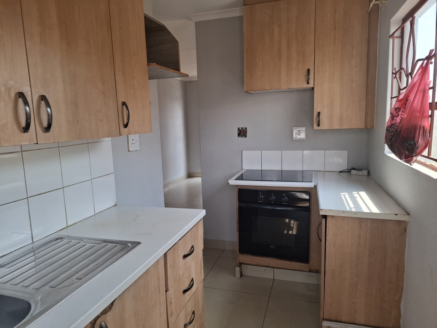 2 Bedroom Property for Sale in Birch Acres Gauteng