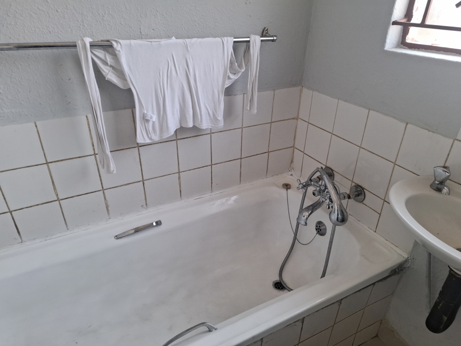 2 Bedroom Property for Sale in Birch Acres Gauteng