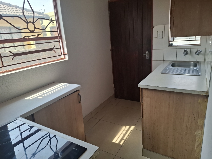 2 Bedroom Property for Sale in Birch Acres Gauteng