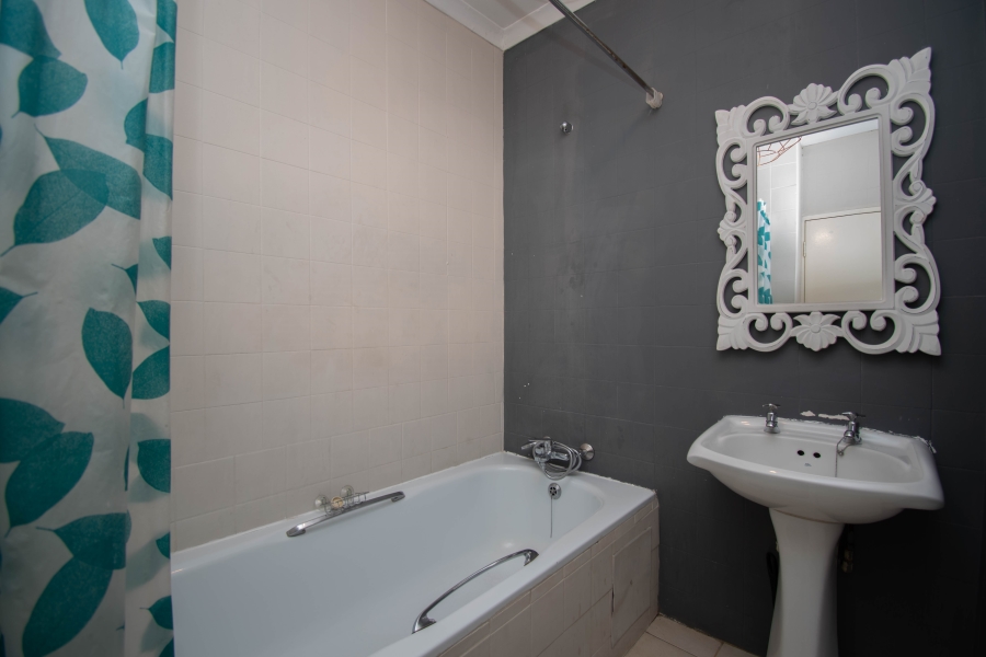 To Let 1 Bedroom Property for Rent in Ferndale Gauteng
