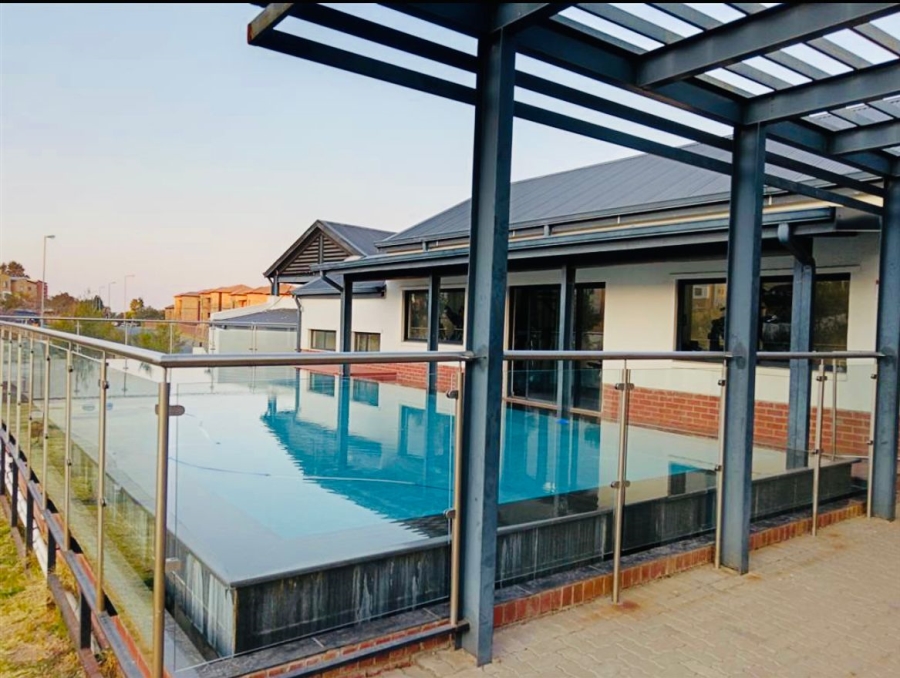 To Let 2 Bedroom Property for Rent in Randpark Ridge Gauteng