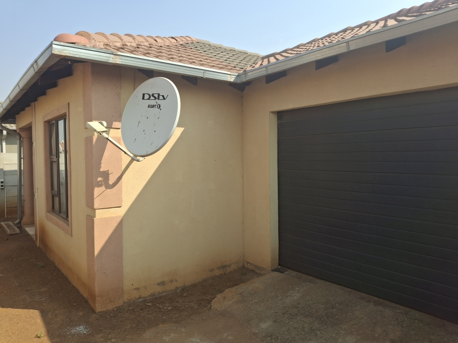 3 Bedroom Property for Sale in Sky City Gauteng