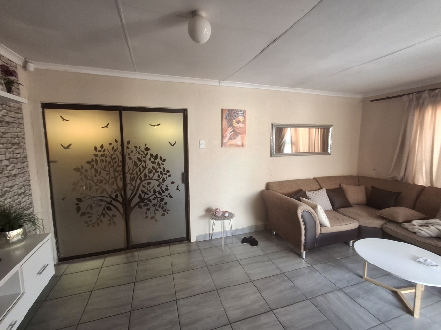 3 Bedroom Property for Sale in Sky City Gauteng