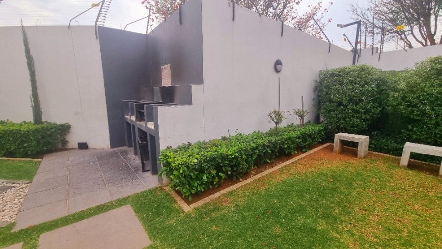 To Let 2 Bedroom Property for Rent in Carlswald Gauteng