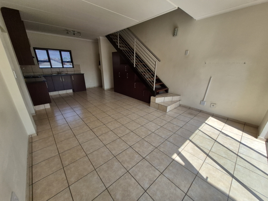 To Let 3 Bedroom Property for Rent in Barbeque Downs Gauteng