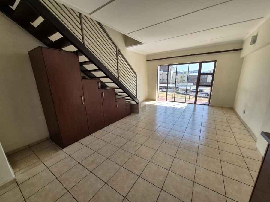 To Let 3 Bedroom Property for Rent in Barbeque Downs Gauteng