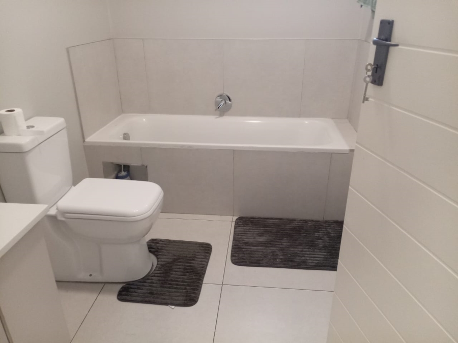 2 Bedroom Property for Sale in Carlswald Gauteng