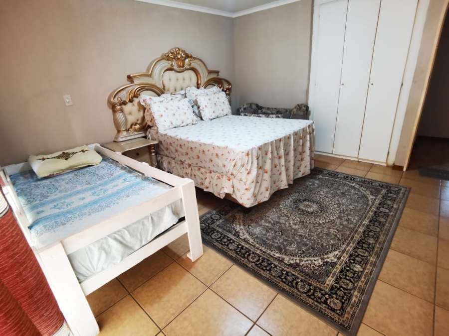 2 Bedroom Property for Sale in Baileys Muckleneuk Gauteng