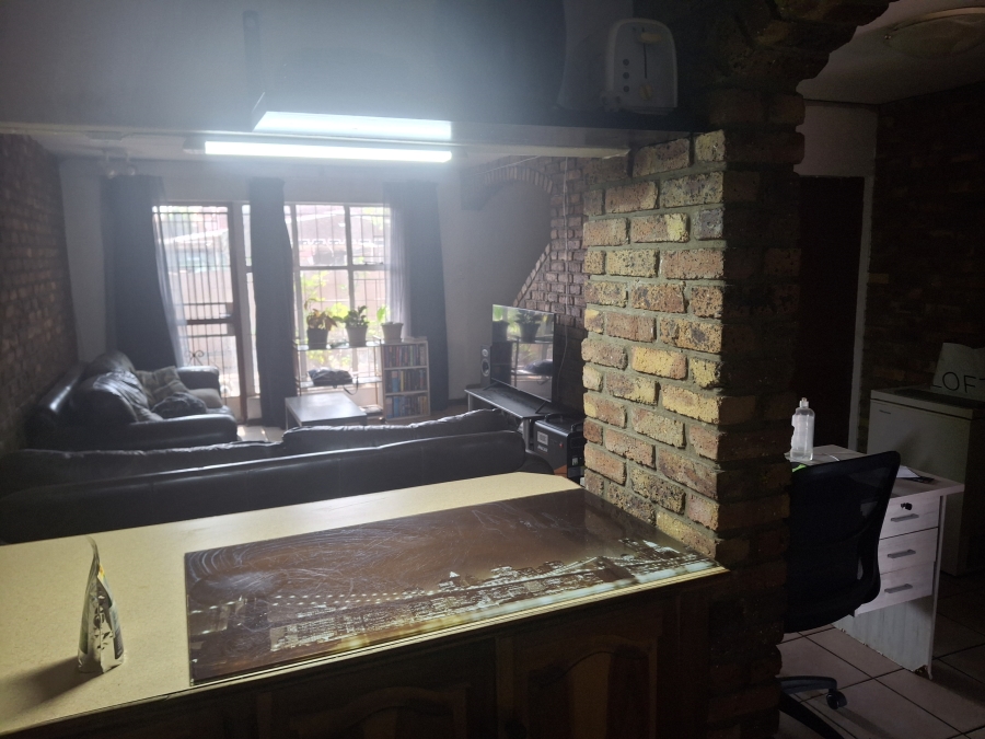 2 Bedroom Property for Sale in Boksburg Central Gauteng