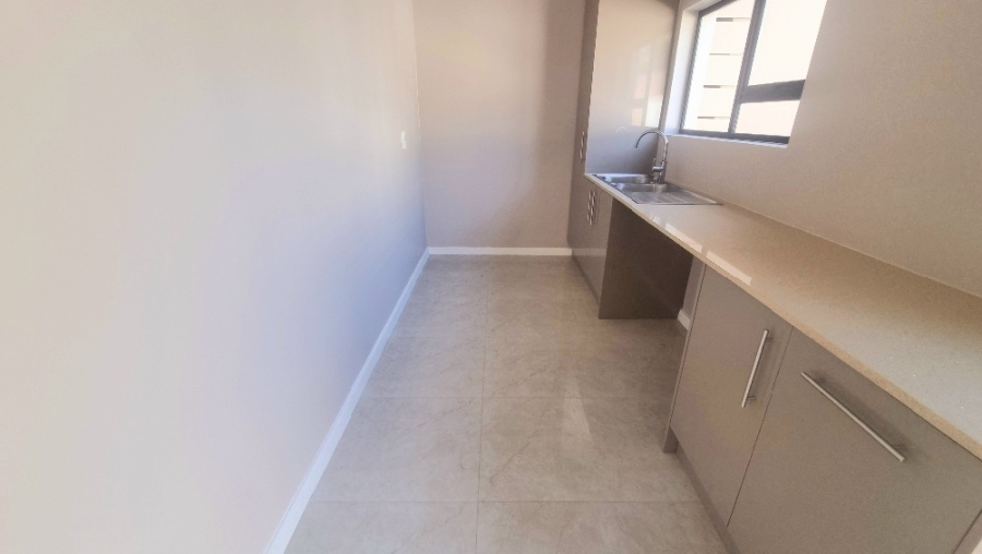 4 Bedroom Property for Sale in Blue Hills Gauteng