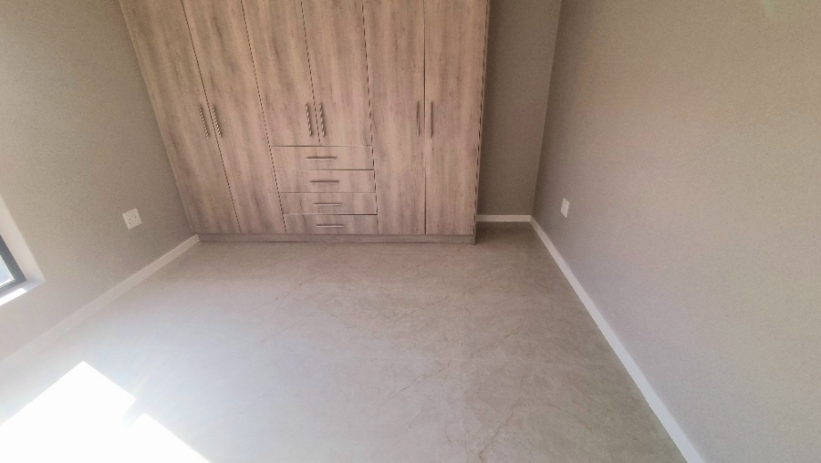 4 Bedroom Property for Sale in Blue Hills Gauteng