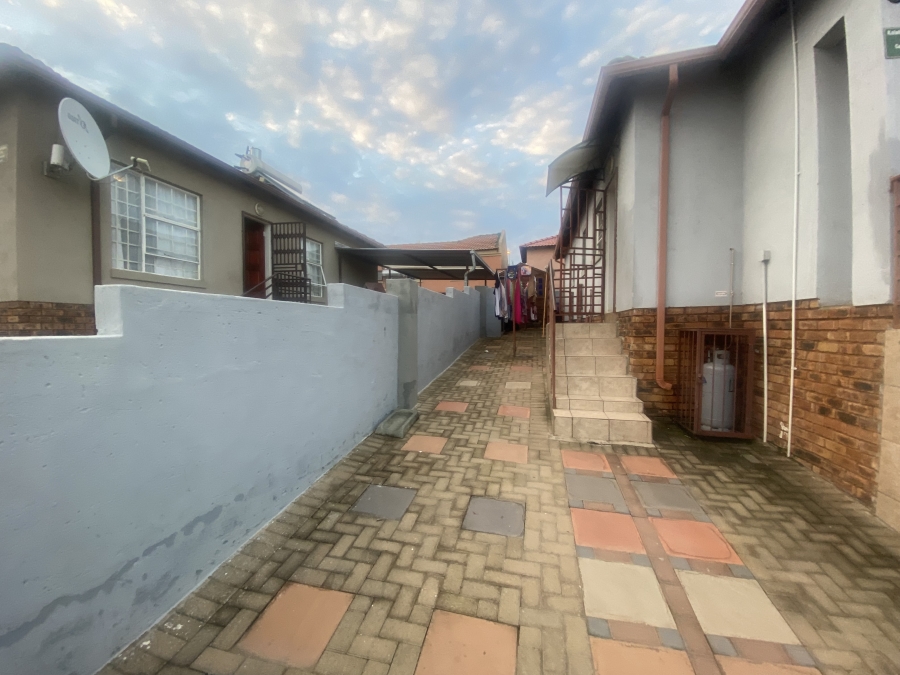 To Let 3 Bedroom Property for Rent in Atteridgeville Gauteng