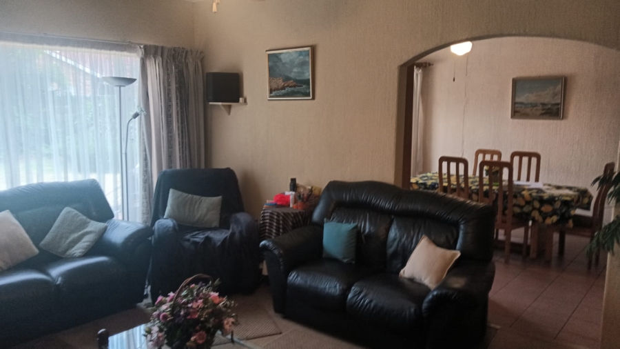 4 Bedroom Property for Sale in Esther Park Gauteng