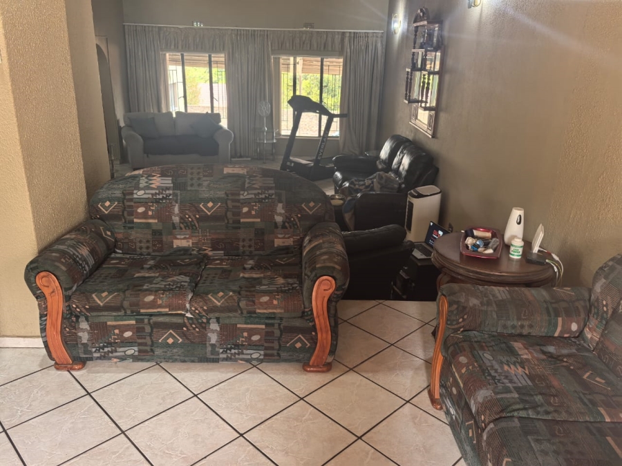 4 Bedroom Property for Sale in Lindhaven Gauteng