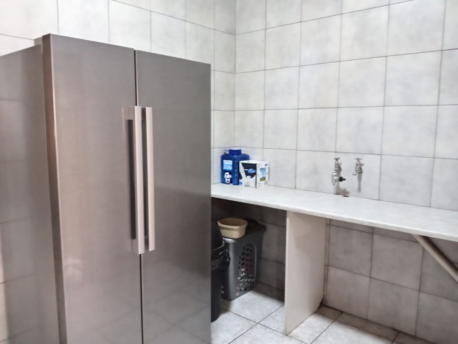 4 Bedroom Property for Sale in Lindhaven Gauteng