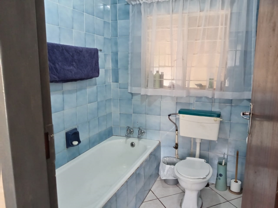 4 Bedroom Property for Sale in Lindhaven Gauteng