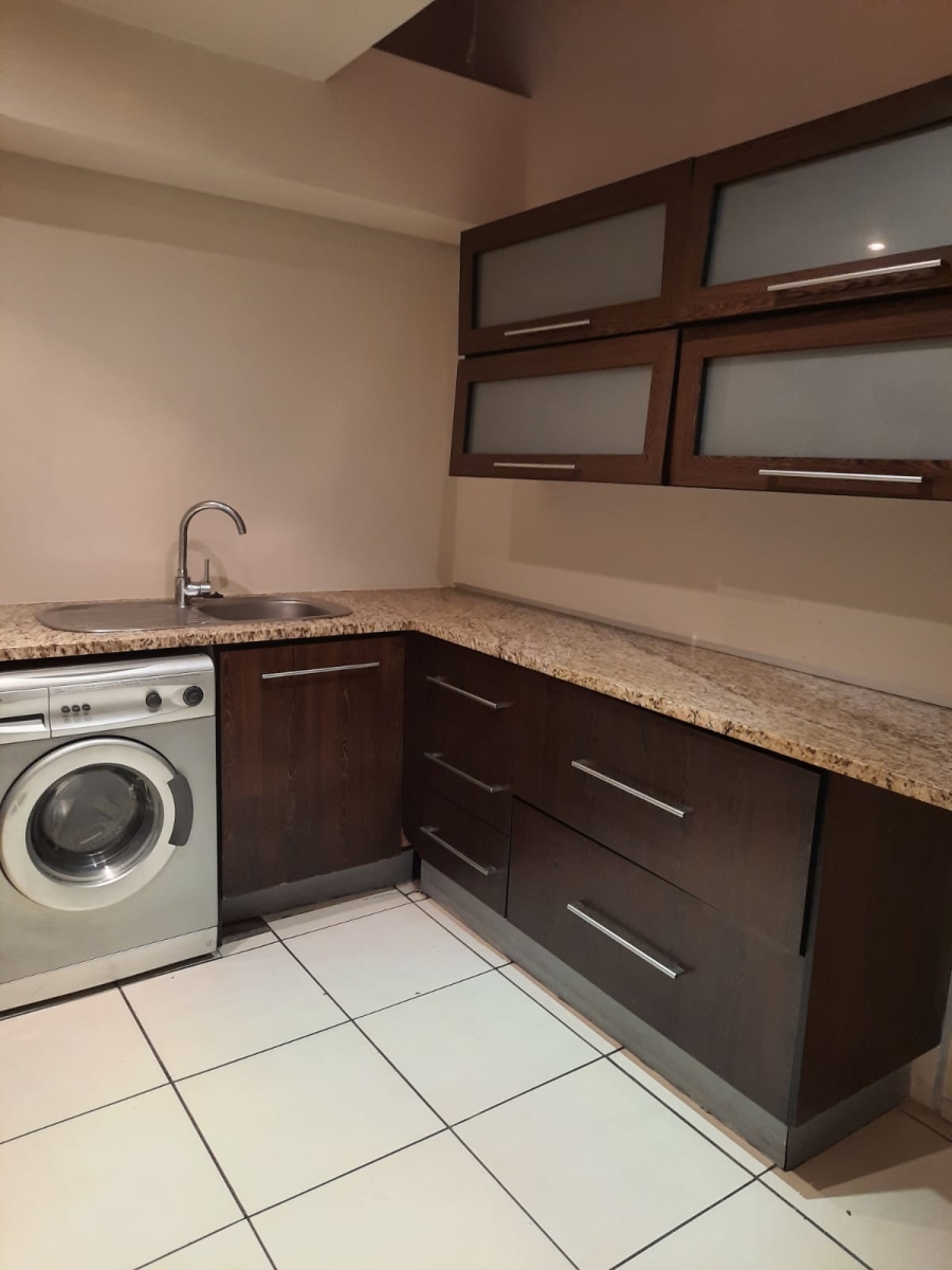 2 Bedroom Property for Sale in Braamfontein Gauteng