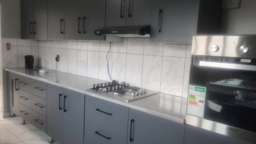 To Let 3 Bedroom Property for Rent in Birchleigh Gauteng