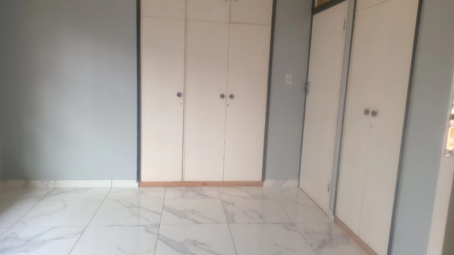 To Let 3 Bedroom Property for Rent in Birchleigh Gauteng