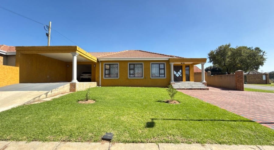 2 Bedroom Property for Sale in Roseacre Gauteng
