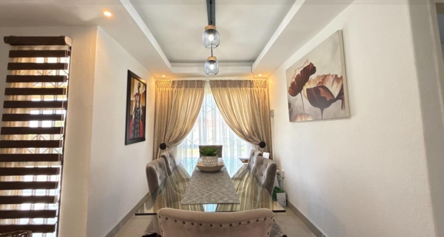 2 Bedroom Property for Sale in Roseacre Gauteng