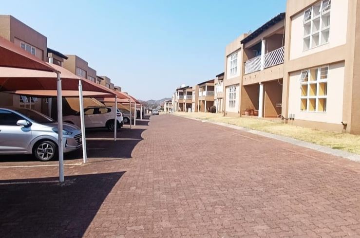 2 Bedroom Property for Sale in Mondeor Gauteng