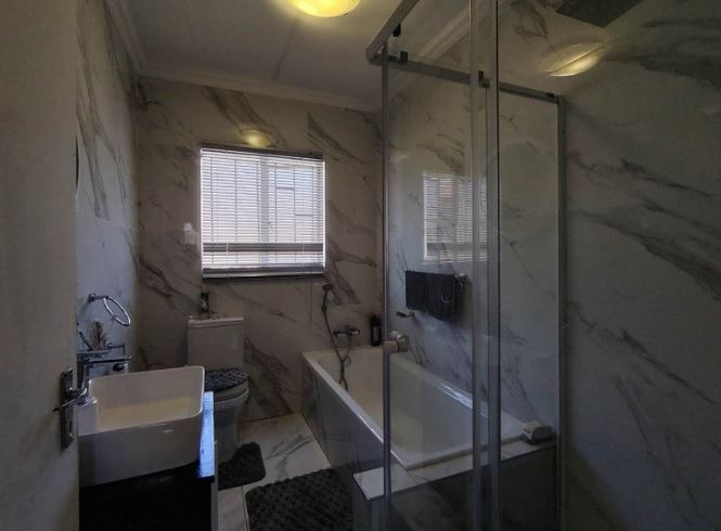 3 Bedroom Property for Sale in Meredale Gauteng