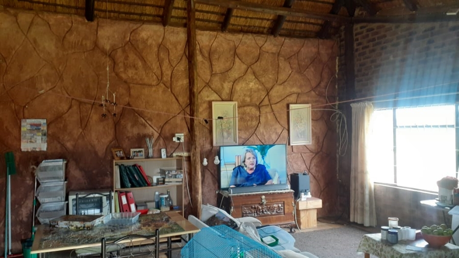 4 Bedroom Property for Sale in Mullerstuine Gauteng